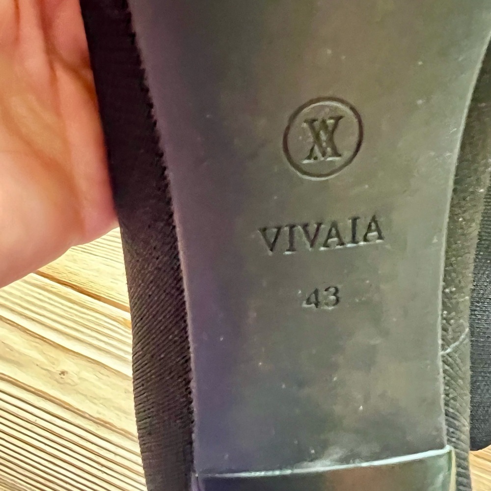 VIVAIA Black Pointed Toe Kitten Heels Size 43 (US 11–11.5) - Picture 4 of 4